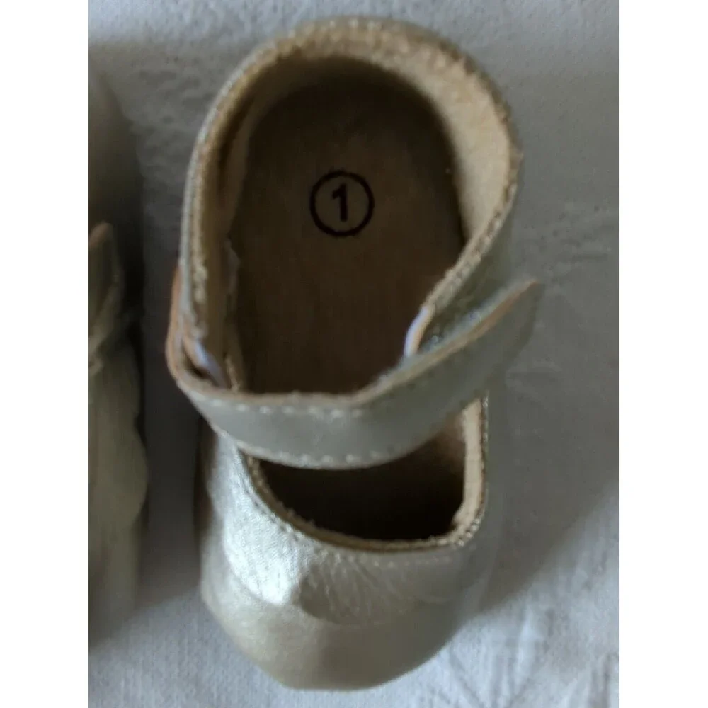 Valen Sina Baby Toddler Girl Shoes Glittery Gold Size 1 NEW